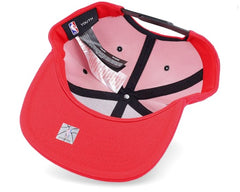 CHICAGO BULLS Youth Red Chicago Bulls Collegiate Arch Snapback Hat