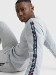 TOMMY HILFIGER Logo Tape Sweatshirt