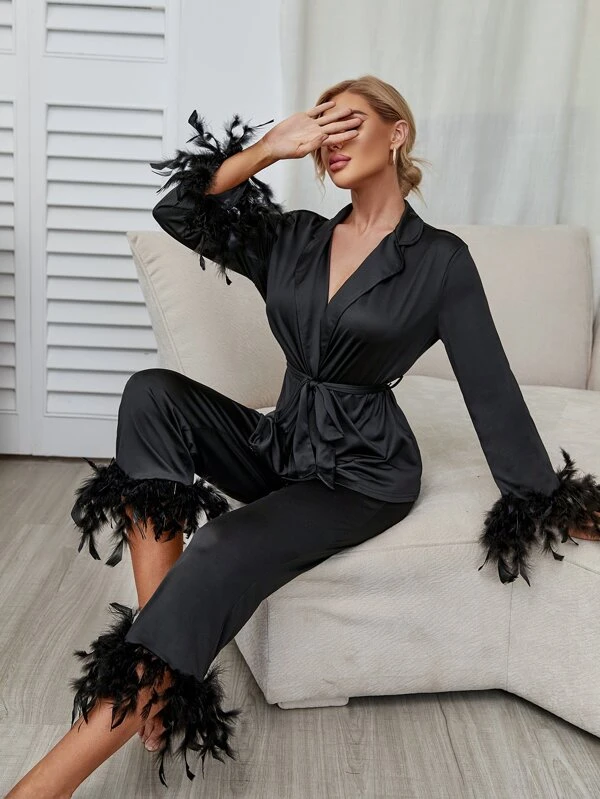 SHEIN Fuzzy Trim Belted PJ Set