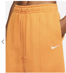 NIKE Collection Fleece Shorts