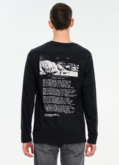 LEVI`S RELAXED FIT LONG SLEEVE GRAPHIC T-SHIRT