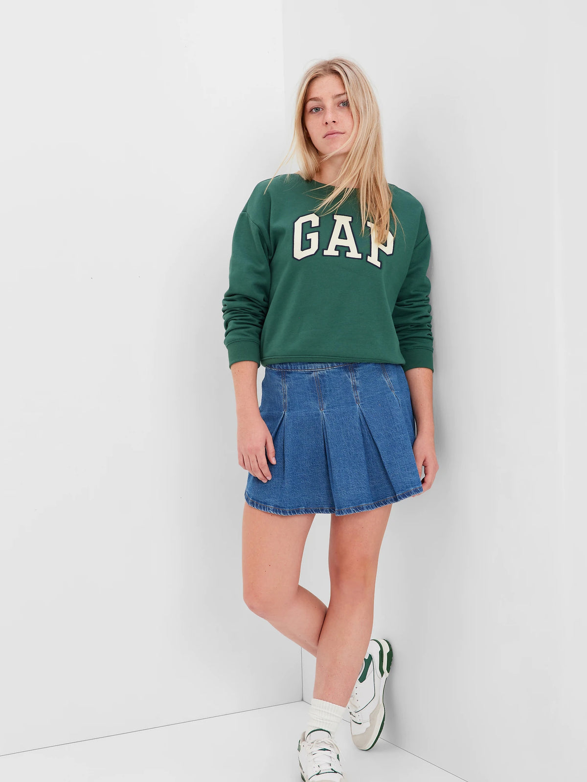 GAP Teen Logo Sweatshirt